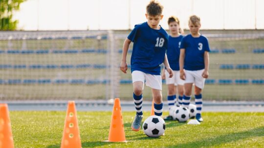 Guide pratique pour aménager un terrain de football dans votre jardin