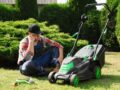 Entretenir et dépanner sa tondeuse : guide complet sur moteurs, carburateurs, lames et astuces pour un gazon impeccable
